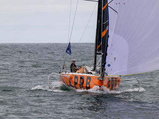 La partie de poker est lancée sur La Solitaire du Figaro Paprec