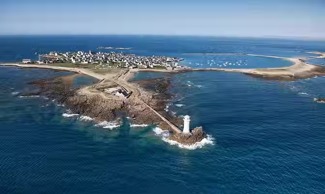 Sein Island.avif