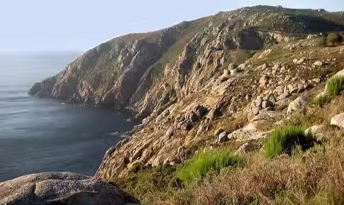 960px-Fisterra_Cabo_Galicia.avif